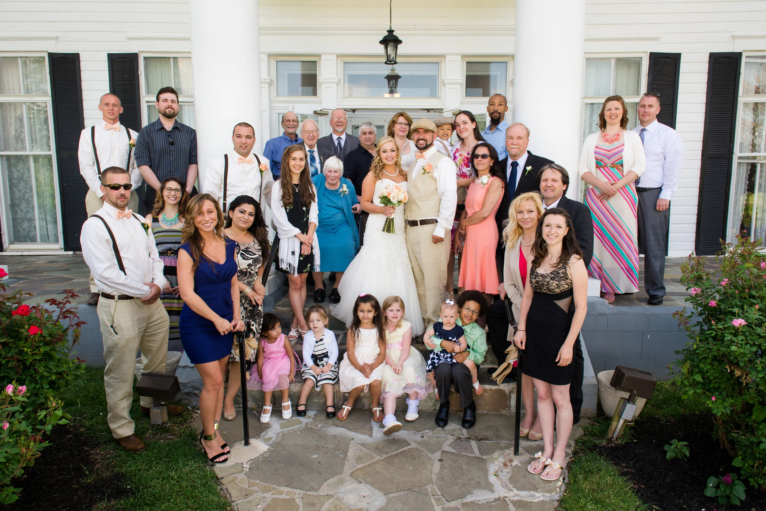  Click  here  for a preview of images highlighting the entire wedding day! 