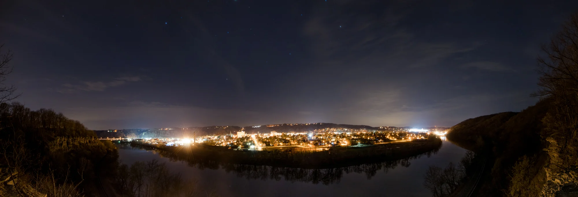  Directly east of Beaver Falls, across the Beaver River, lies a bare outcropping of rocks which provides a perfect view. 